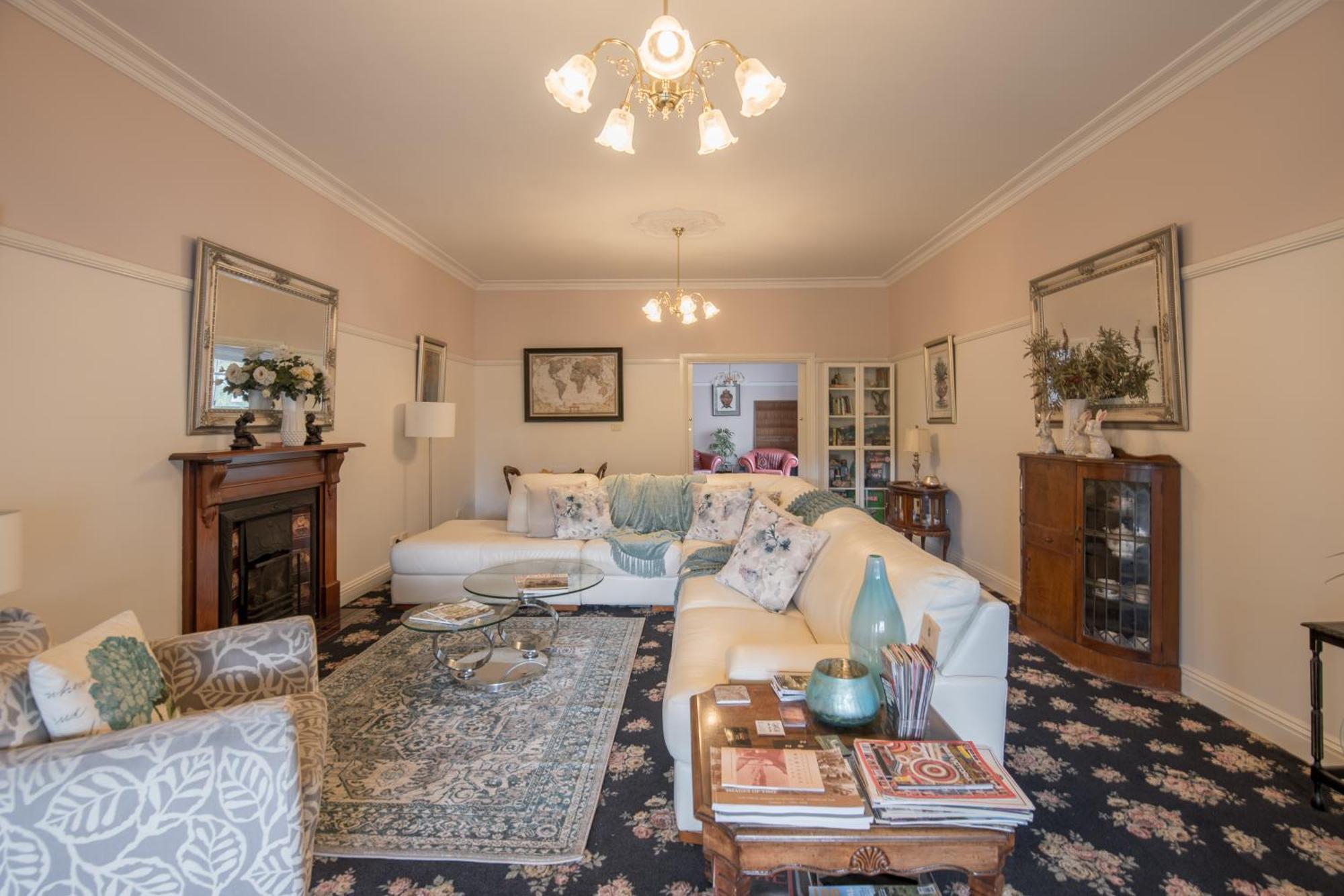 Rosebank Guesthouse Хийлсвил Екстериор снимка